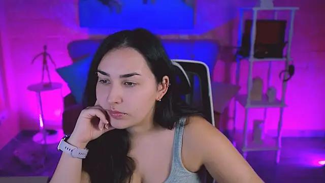 CeceliaJohnson online show from 11/20/25, 08:15