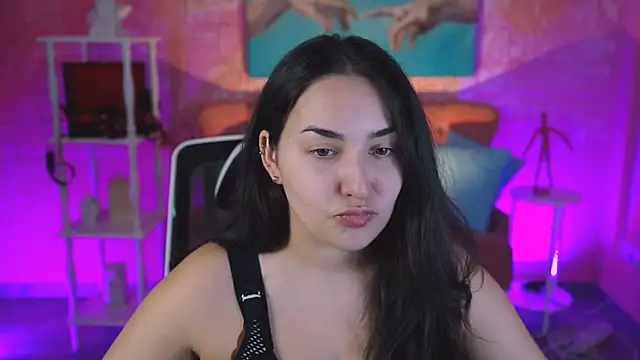 CeceliaJohnson online show from 11/18/25, 08:17