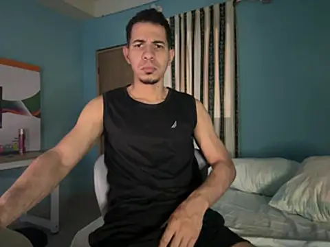Snapshot of steven_clain chatting on 05/29/26, 06:25 steven clain online show from 05/29/26, 06:25