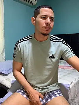 Snapshot of steven_clain chatting on 01/26/25, 04:09 steven clain online show from 01/26/25, 04:09