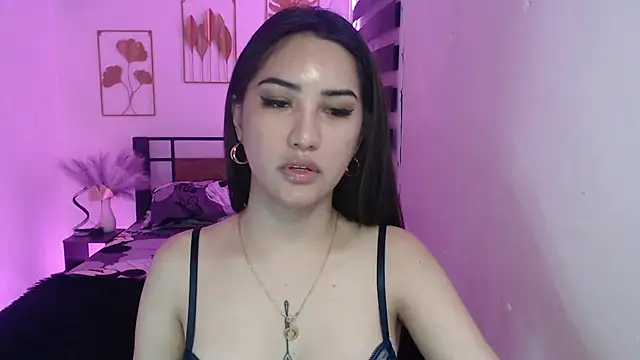 Snapshot of TS_QueenMistress chatting on 03/17/25, 08:29 TS QueenMistress online show from 03/17/25, 08:29