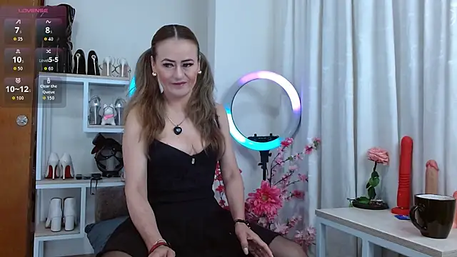 magenta maturr online show from 09/14/25, 01:33