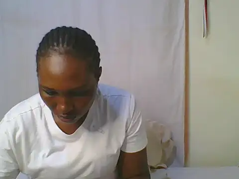 Snapshot of cute_lavenda chatting on 02/25/26, 05:24 cute lavenda online show from 02/25/26, 05:24