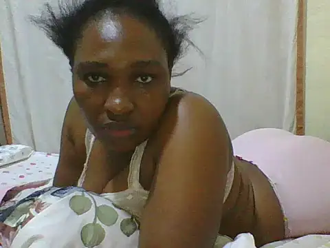 Snapshot of cute_lavenda chatting on 09/29/25, 07:37 cute lavenda online show from 09/29/25, 07:37