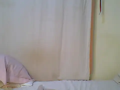 Snapshot of cute_lavenda chatting on 04/03/26, 09:10 cute lavenda online show from 04/03/26, 09:10