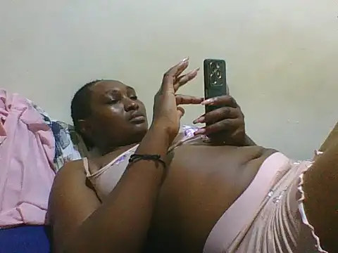 cute lavenda online show from 11/09/25, 01:37