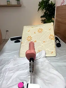 kathefoxx online show from 12/07/24, 09:22