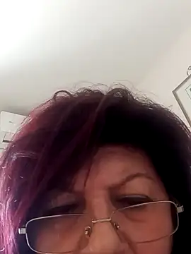 Snapshot of CALDA-AKIRA chatting on 09/29/25, 02:12 CALDA-AKIRA online show from 09/29/25, 02:12