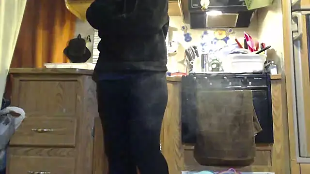 sexyinpantyhose online show from 02/02/25, 08:02