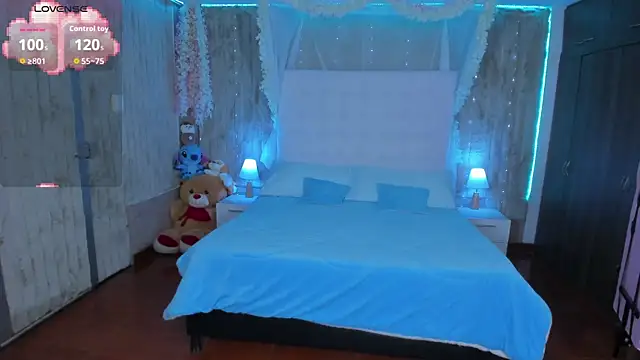 floryn susana online show from 04/12/26, 08:34