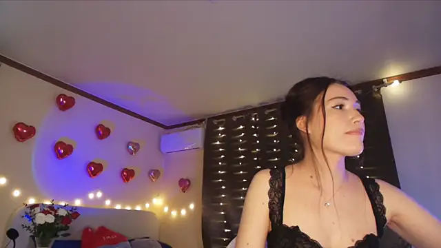 Snapshot of SoeTheReal chatting on 02/14/26, 10:26 SoeTheReal online show from 02/14/26, 10:26