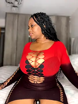 Snapshot of Hyra_Ari chatting on 11/26/25, 07:03 Hyra Ari online show from 11/26/25, 07:03