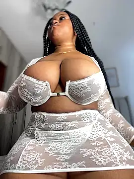 Hyra Ari online show from 01/18/26, 02:42