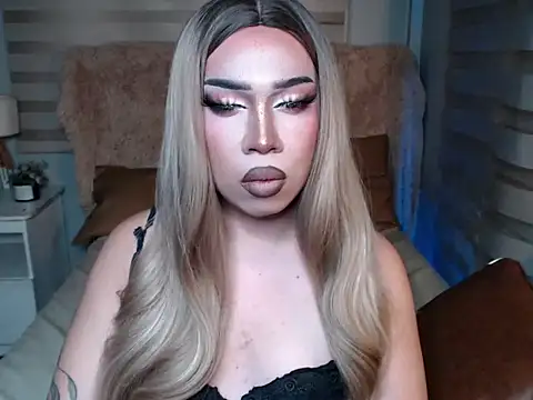 RebecaNextToYou online show from 11/23/25, 11:42