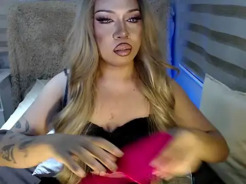 RebecaNextToYou online show from 09/28/25, 04:47