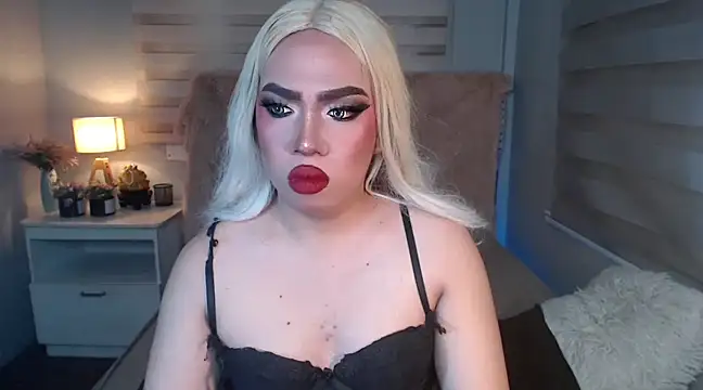 RebecaNextToYou online show from 03/06/25, 05:22