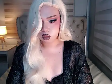 RebecaNextToYou online show from 05/23/26, 12:26