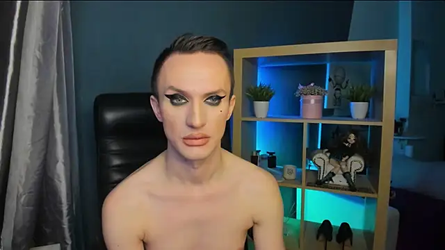 Snapshot of Cristal_Connors chatting on 12/24/24, 09:39 Cristal Connors online show from 12/24/24, 09:39