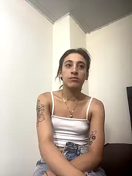 andreahhill online show from 10/29/25, 07:46