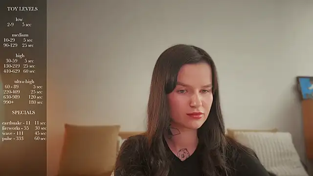 bbambi  online show from 12/02/25, 10:28