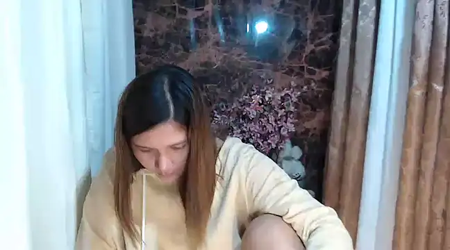 Snapshot of MS_Isabella_Snow92 chatting on 02/28/25, 02:09 MS Isabella Snow92 online show from 02/28/25, 02:09