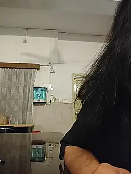 Susannemilf online show from 04/17/26, 02:36