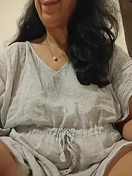 Susannemilf online show from 04/07/26, 02:35