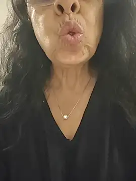 Susannemilf online show from 04/19/26, 03:46