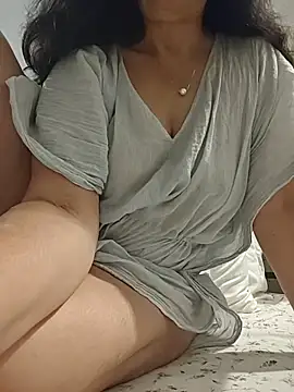 Susannemilf online show from 05/04/26, 03:43