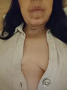 Susannemilf online show from 03/13/26, 09:42