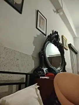 Susannemilf online show from 05/10/26, 02:04