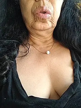 Susannemilf online show from 03/03/26, 03:02