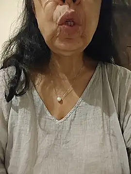 Susannemilf online show from 04/03/26, 03:57