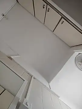 Susannemilf online show from 04/14/26, 11:48