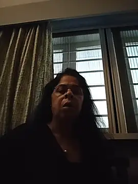 Susannemilf online show from 04/04/26, 01:34