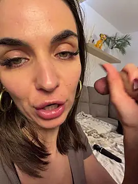 Bad Giorgia online show from 10/21/25, 11:37