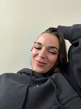 Bad Giorgia online show from 10/19/25, 04:54