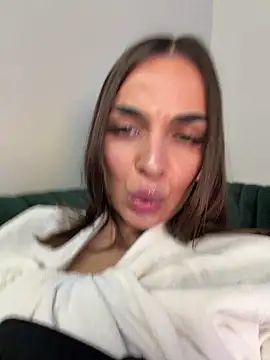 Bad Giorgia online show from 10/22/25, 11:42