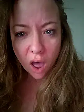 julimonroe online show from 02/16/26, 02:48