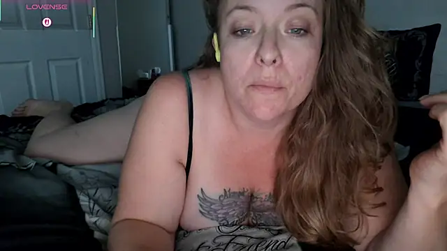 julimonroe online show from 10/29/25, 03:16