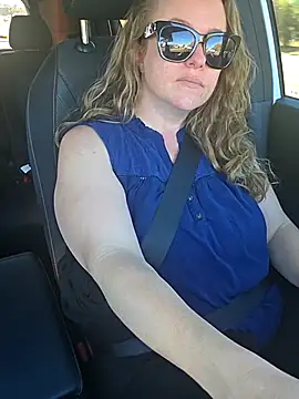 julimonroe online show from 11/13/25, 06:01