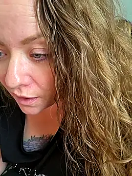 julimonroe online show from 02/23/26, 07:03