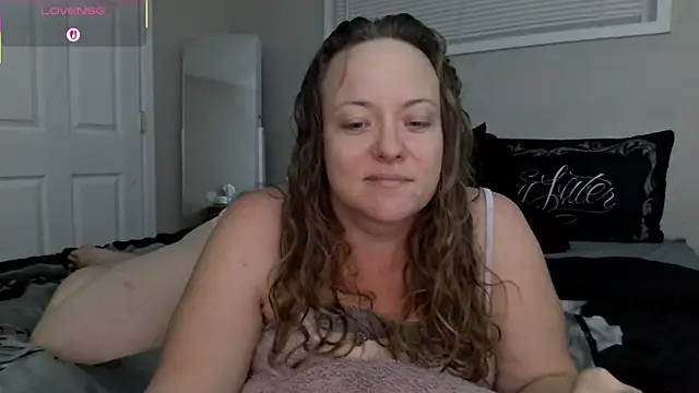 julimonroe online show from 11/09/25, 03:10