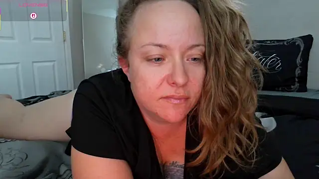 julimonroe online show from 11/16/25, 11:08