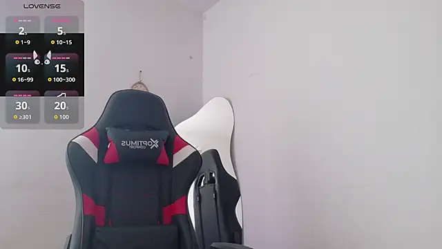 Lia Tinez online show from 11/15/25, 08:02