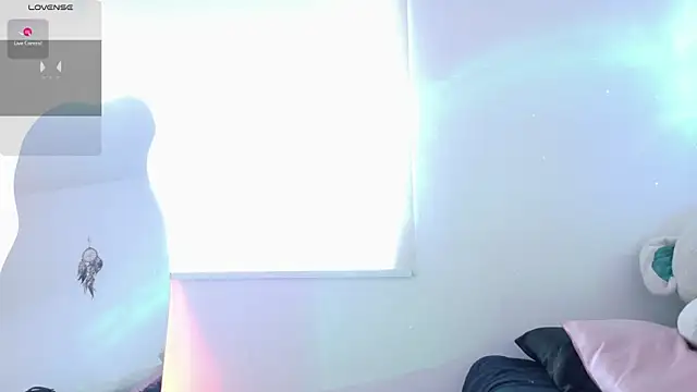 Lia Tinez online show from 05/01/26, 09:20