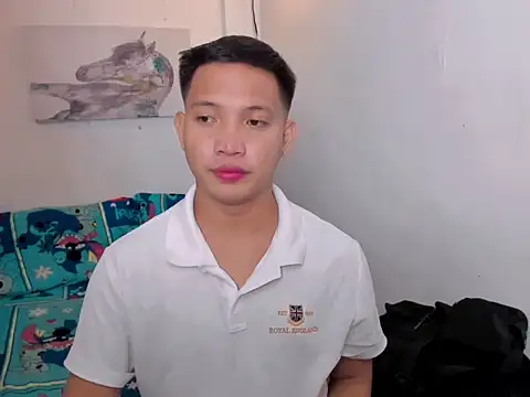 xSebastian19 online show from 12/18/25, 09:51