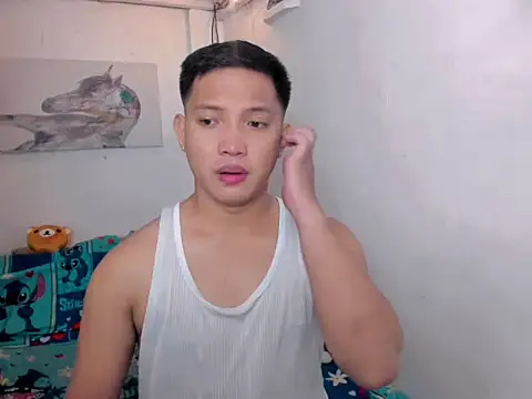 xSebastian19 online show from 05/07/26, 10:07