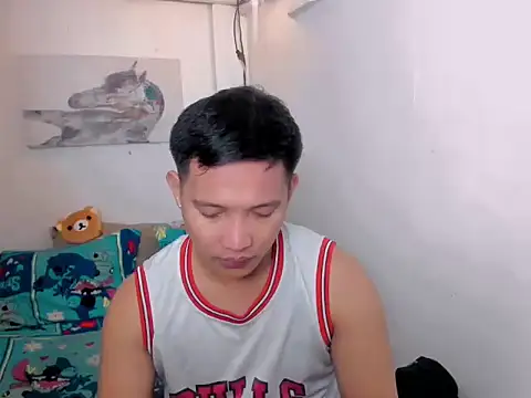 xSebastian19 online show from 04/28/26, 05:06