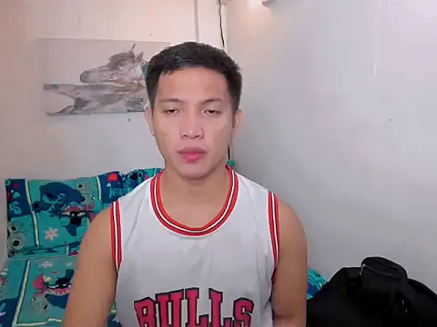 xSebastian19 online show from 12/16/25, 09:08